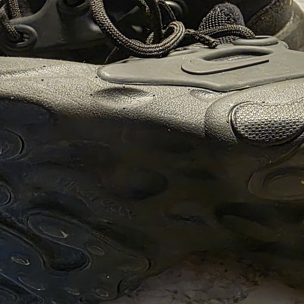 Nike Men's Black Sneakers - Picture 4 of 7